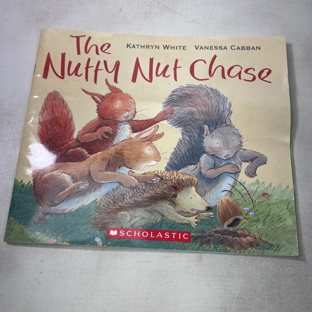 Scholastic The Nutty Nut Chase Book and Cassette Tape Set Kathryn White 2005 - Picture 4 of 6